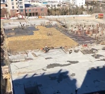 2018迪庆州香格里拉红太阳广场地基施工和完成图